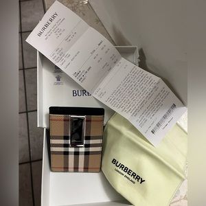 COPY - Burberry Wallet super new